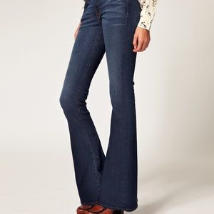 NWT J Brand Martini Mid Rise Skinny Flare Jeans